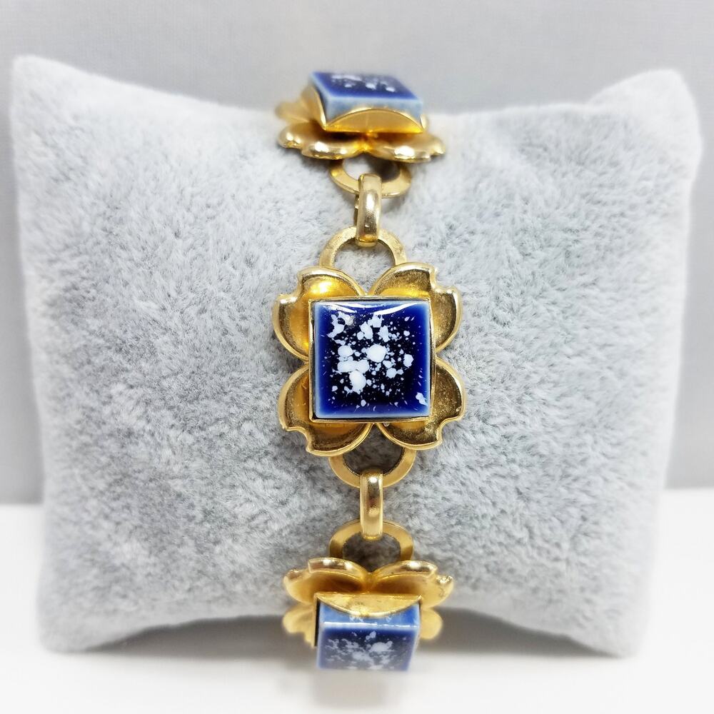 1950s Gold Tone Blue White Ceramic Tile Floral Link Bracelet Vintage